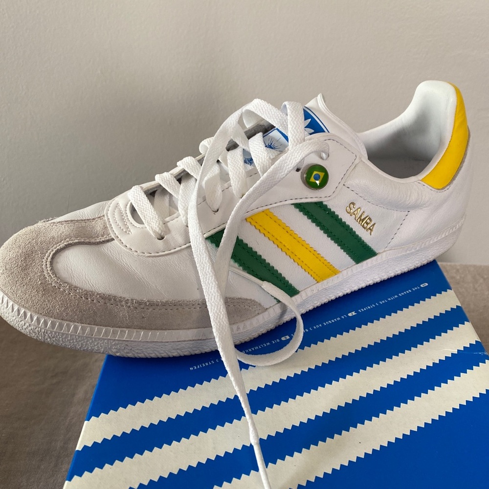 Worn once Adidas Samba Classics.